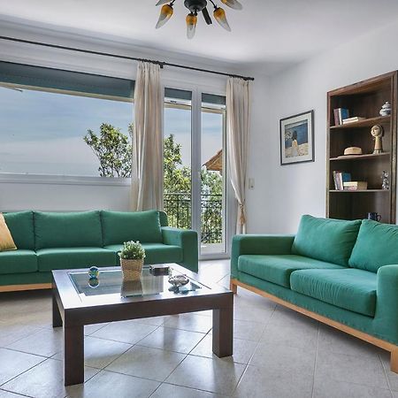 Villa Rania Lourdata  Exterior photo