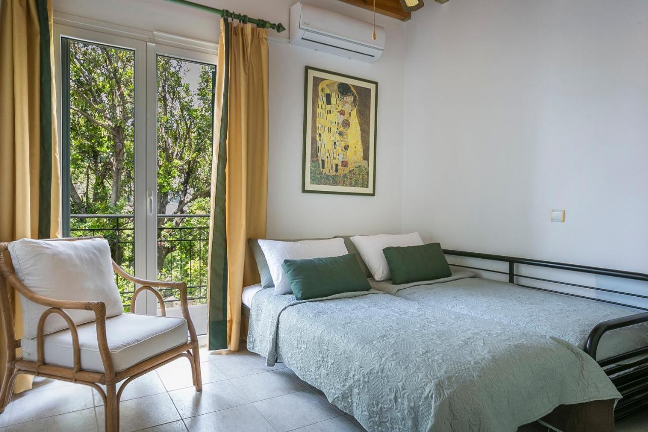 Villa Rania Lourdata  Exterior photo